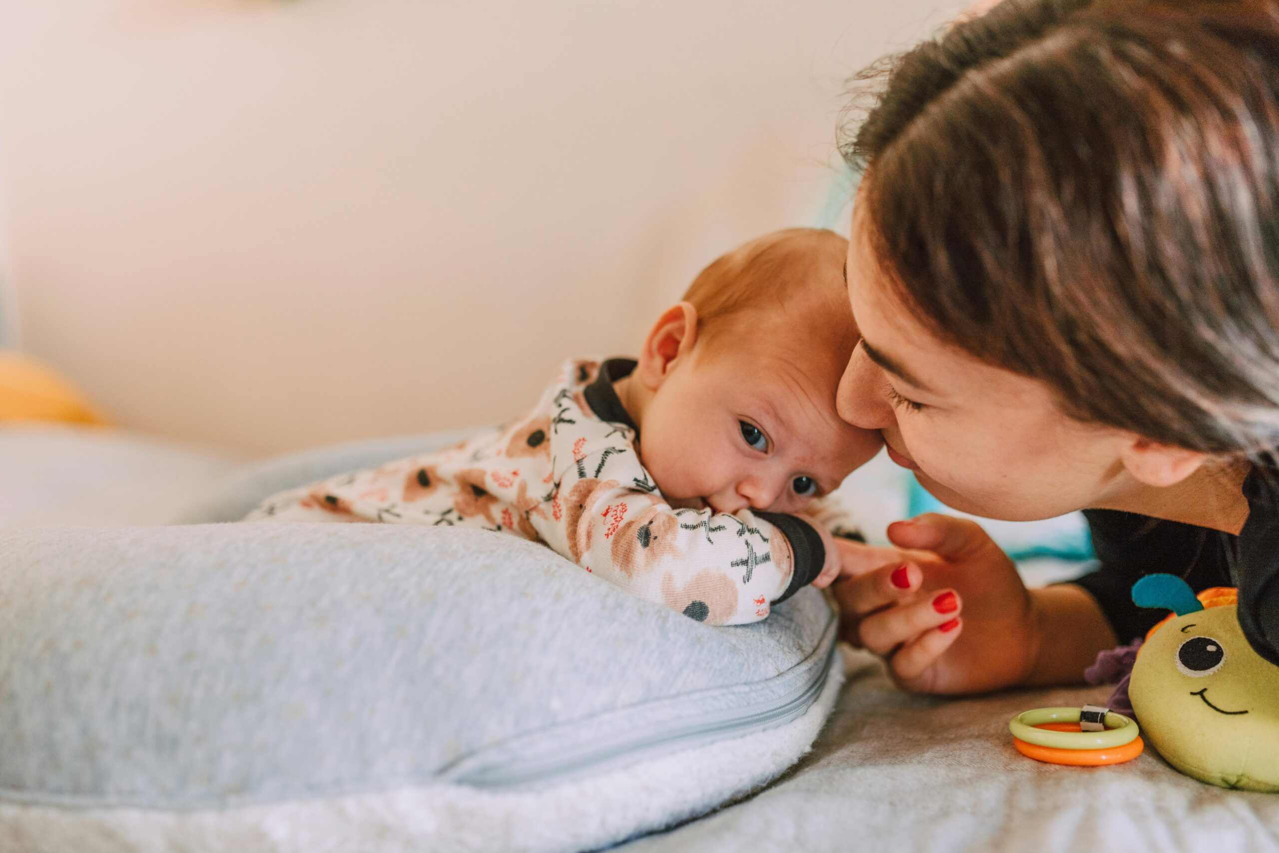 Passend speelgoed voor een baby 0 – 6 maanden